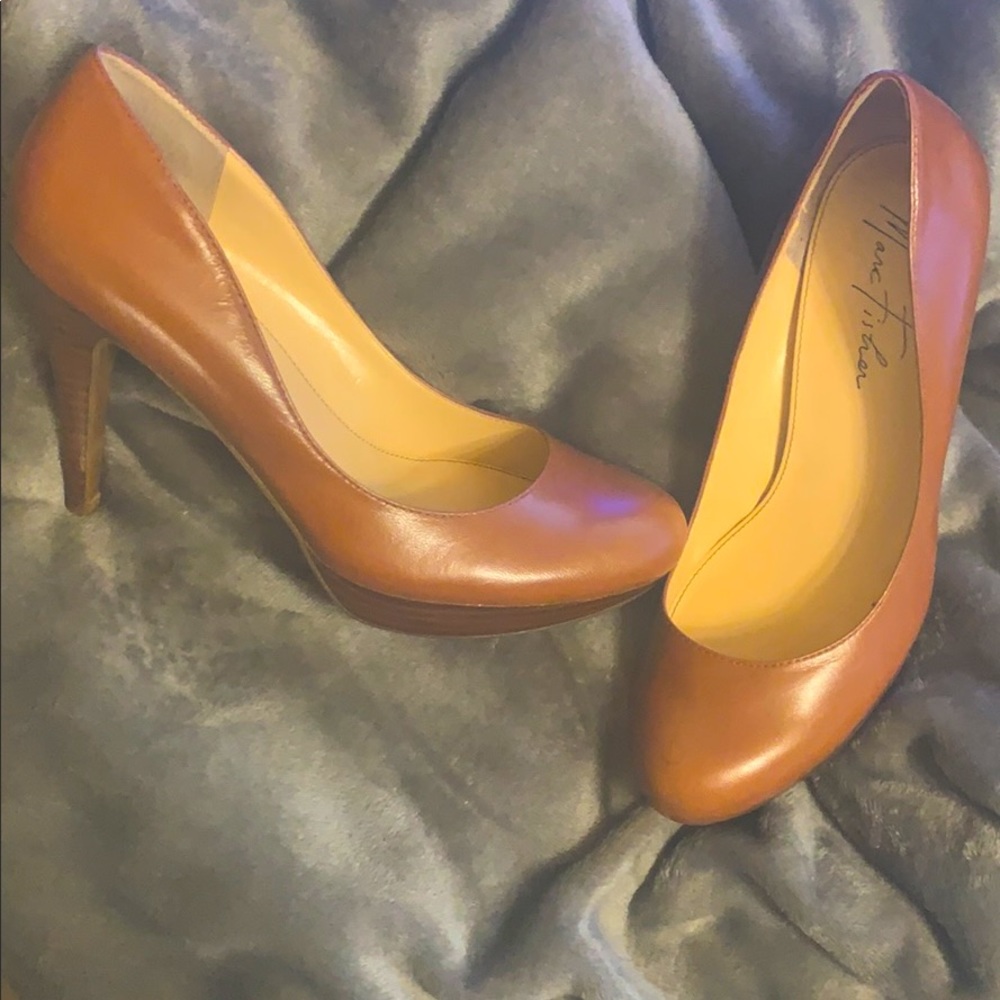 Marc Fisher size7